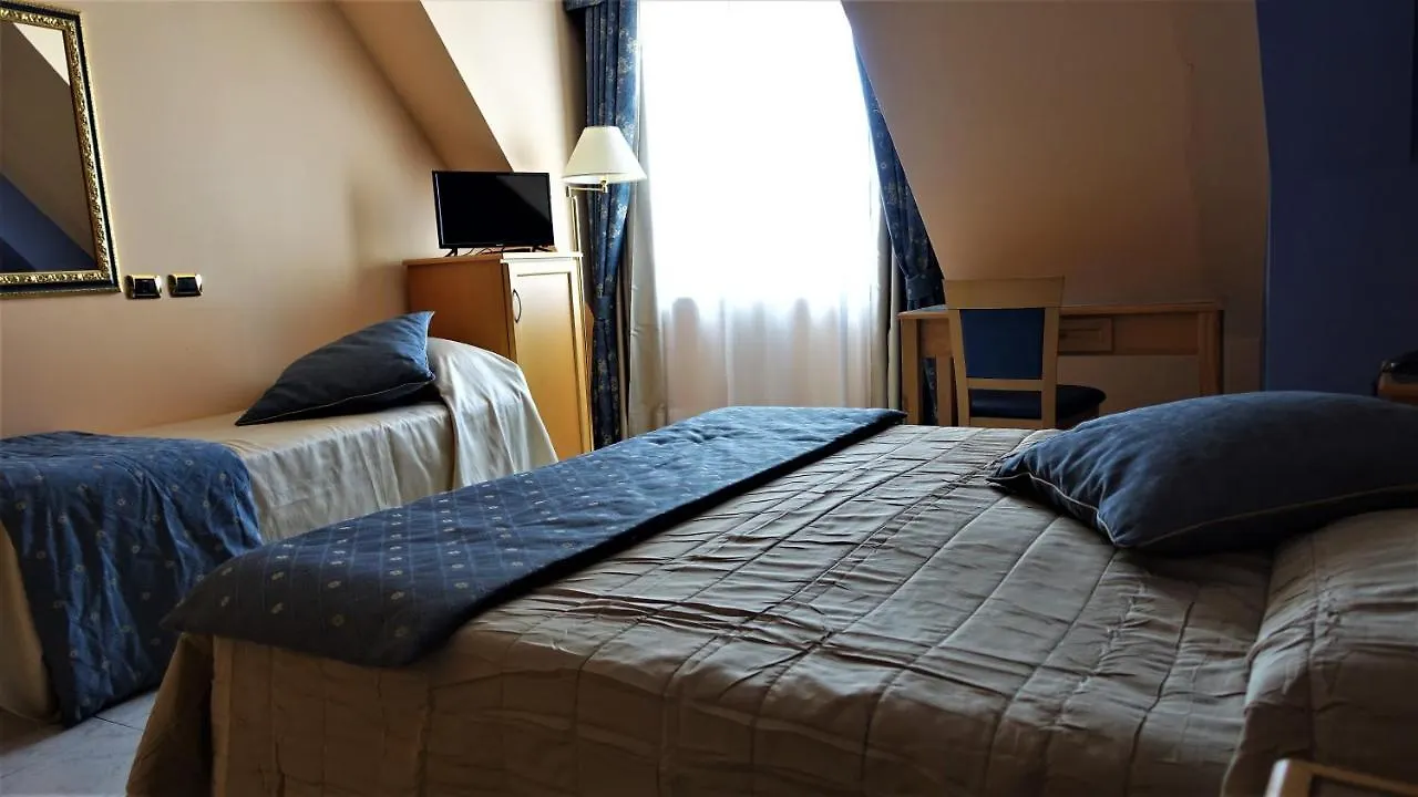 Hotel Bristol 엔나 3*,
