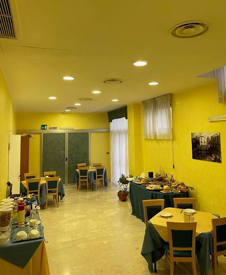 Hotel Bristol Энна