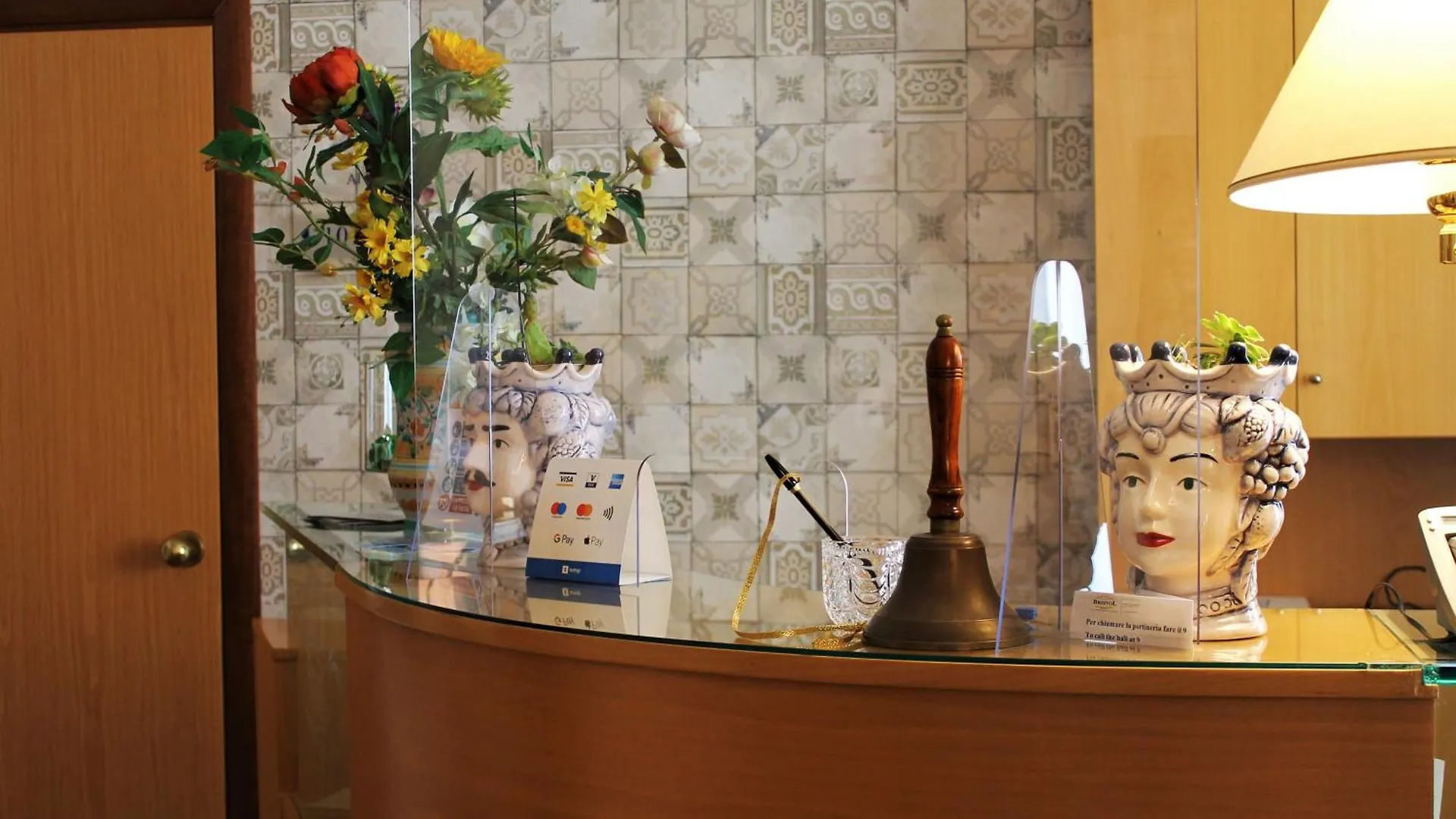 ***  Hotel Bristol Энна Италия