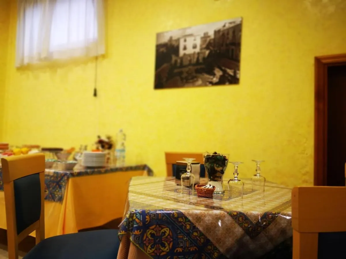 Hotel Bristol Энна